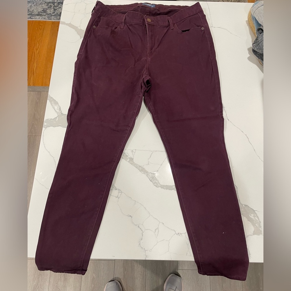 OLD NAVY ROCKSTAR JEANS SIZE 16 maroon color, good condition